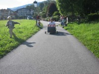 Sonniges Seifenkistenrennen, Bild 32